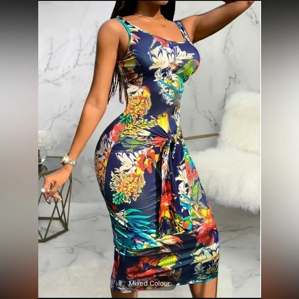 NEW, Floral Tie-Front Bodycon Dress - Picture 3 of 3